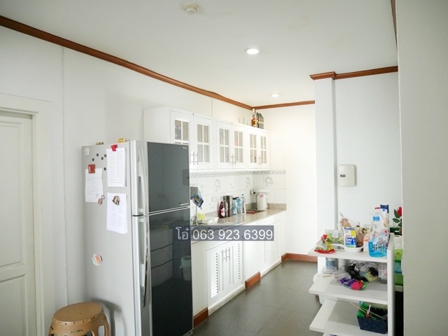 ขายอาคารพาณิชย์พระราม 5 ราชพฤกษ์ บางกรวย : ขาย อาคารพาณิชย์ อพาร์ตเมนต์ พักอาศัย 7 ชั้น นนทบุรี ติดแม่น้ำเจ้าพระยา ใกล้ ท่าน้ำนนท์ วิว สะพานพระราม5