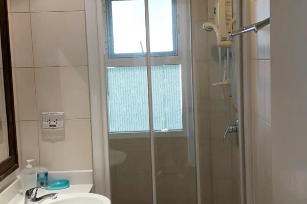 ขายคอนโดชะอำ เพชรบุรี : ขาย คอนโดติดทะเล บ้านเพลินทะเล ชะอํา มีหาดส่วนตัว 99 ตร.ม. 2 ห้องนอน ชั้น 4 ห้องมุม เฟอร์นิเจอร์ครบ พร้อมอยู่