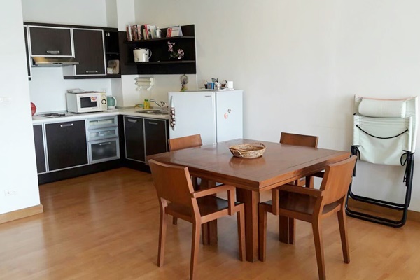 ขายคอนโดชะอำ เพชรบุรี : ขาย คอนโดติดทะเล บ้านเพลินทะเล ชะอํา มีหาดส่วนตัว 99 ตร.ม. 2 ห้องนอน ชั้น 4 ห้องมุม เฟอร์นิเจอร์ครบ พร้อมอยู่