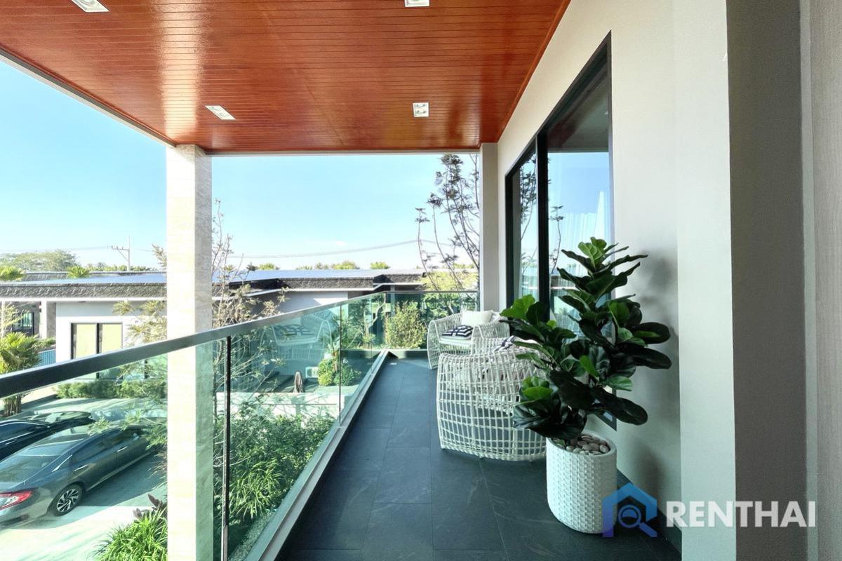 For SaleHousePattaya, Bangsaen, Chonburi : Beautiful detached house in Huay Yai - Pattaya