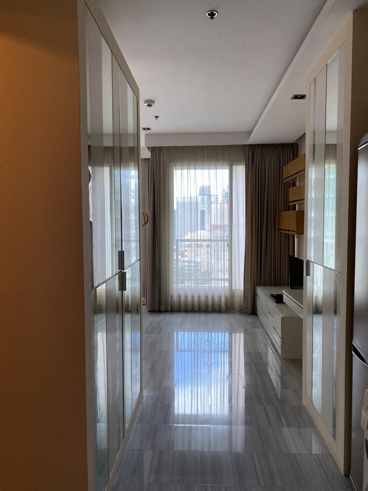 For SaleCondoWitthayu, Chidlom, Langsuan, Ploenchit : Sale with tenants, The Address Chidlom Condo.