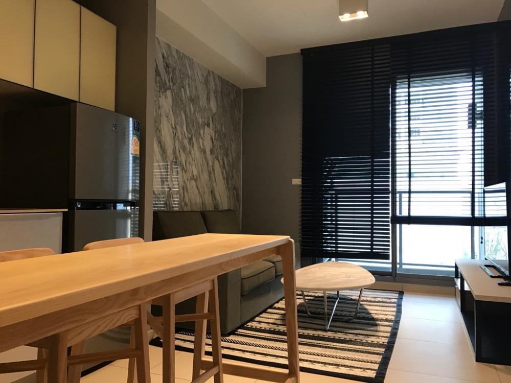 ให้เช่าคอนโดสุขุมวิท อโศก ทองหล่อ : 1 Bedroom Condo for rent in The Lofts Ekkamai by Owner, Phra Khanong Nuea, Bangkok near BTS Ekkamai