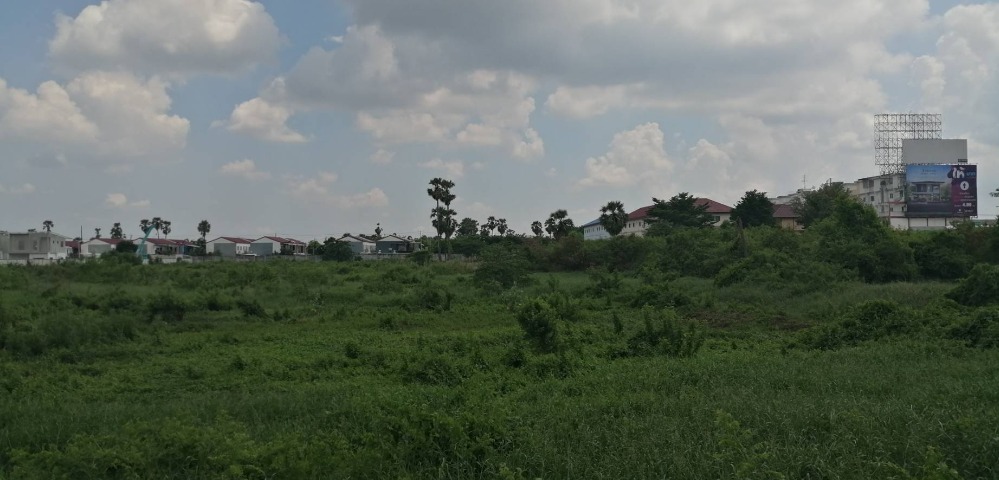 For SaleLandRama5, Ratchapruek, Bangkruai : Beautiful plot of land for sale, rare location, next to Ratchaphruek Road, 14-3-77 rai, next to 2 roads, opposite Denla Rajapruek International School, Om Kret Subdistrict, Pak Kret District, Nonthaburi Province