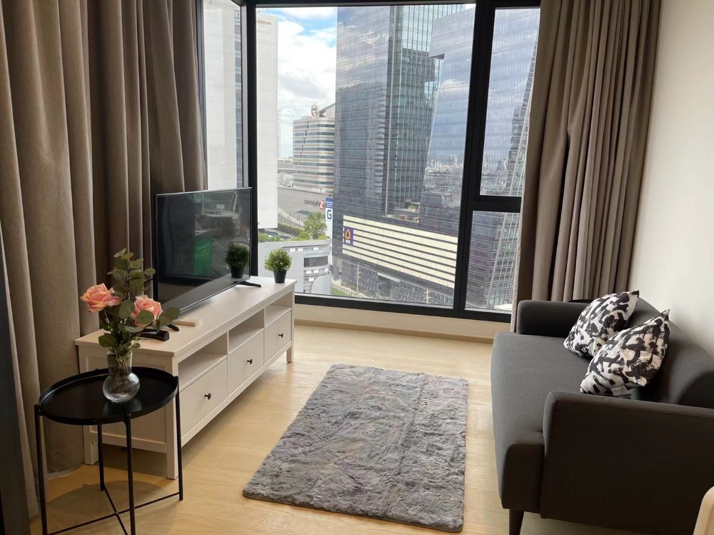 ให้เช่าคอนโดพระราม 9 เพชรบุรีตัดใหม่ RCA : Condo Ashton rama9 for rent