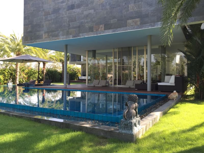 ขายบ้านสมุทรปราการ สำโรง : House For Sale in Windmill Golf Course 5 bedrooms nearly 1 rai ขายบ้านสวย โมเดิร์น ในสนามกอล์ฟ วินมิลด์ พร้อมสระว่ายน้ำ 366 ตรว.