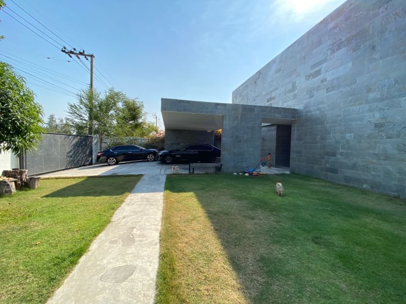 ขายบ้านสมุทรปราการ สำโรง : House For Sale in Windmill Golf Course 5 bedrooms nearly 1 rai ขายบ้านสวย โมเดิร์น ในสนามกอล์ฟ วินมิลด์ พร้อมสระว่ายน้ำ 366 ตรว.