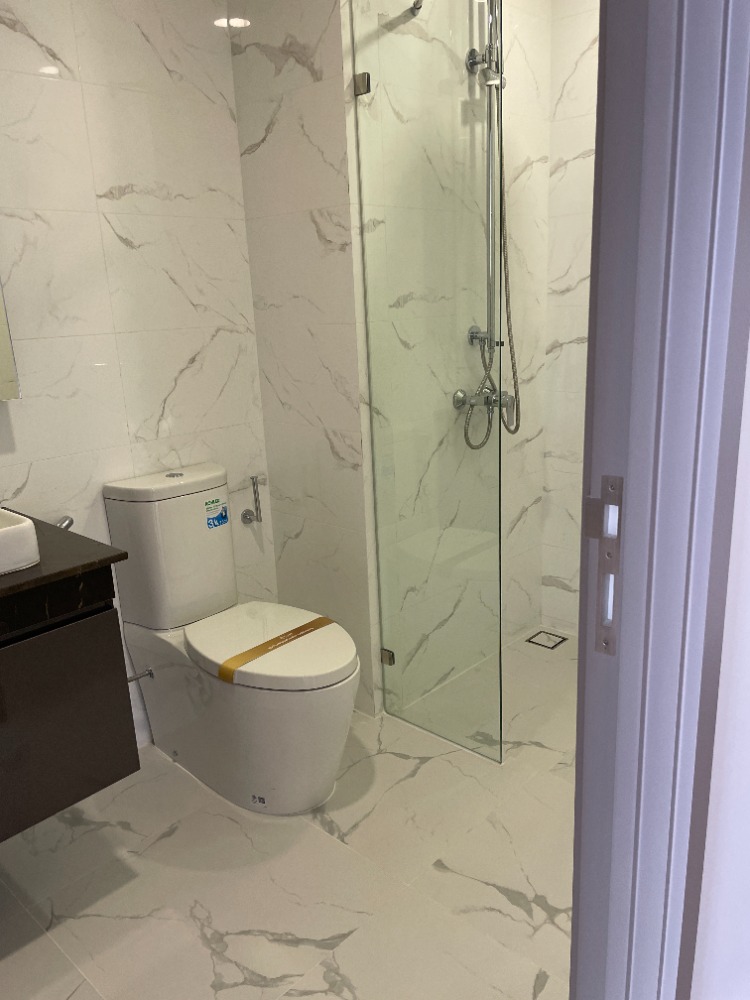 For SaleCondoRama9, Petchburi, RCA : Condo for sale, Cloud Thonglor-Phetchaburi, 47th floor, usable area 54.34 sq m, 2 bedrooms, 2 bathrooms, convenient travel, next to New Phetchaburi Road, connected to CBD Asoke and New CBD Rama 9, near MRT Phetchaburi, BTS Phrom Phong. , and Si Rat Expres