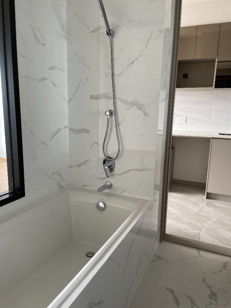 For SaleCondoRama9, Petchburi, RCA : Condo for sale, Cloud Thonglor-Phetchaburi, 47th floor, usable area 32.28 sq m, size 1 bedroom, 1 bathroom, convenient travel, next to New Phetchaburi Road, connected to CBD Asoke and New CBD Rama 9, near MRT Phetchaburi, BTS Phrom Phong. , and Si Rat Exp