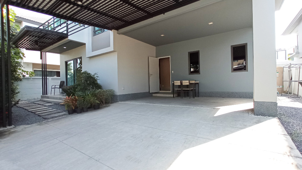 For SaleHouseLadkrabang, Suwannaphum Airport : Very beautiful house!! Life Bangkok Boulevard, Wongwaen-Rama 9, For sale with tenant