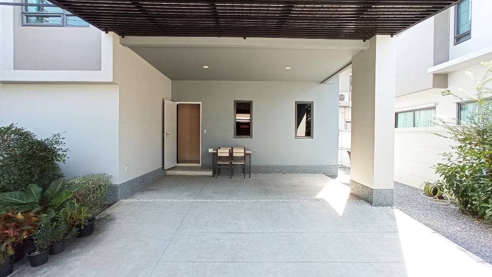 For SaleHouseLadkrabang, Suwannaphum Airport : Very beautiful house!! Life Bangkok Boulevard, Wongwaen-Rama 9, For sale with tenant