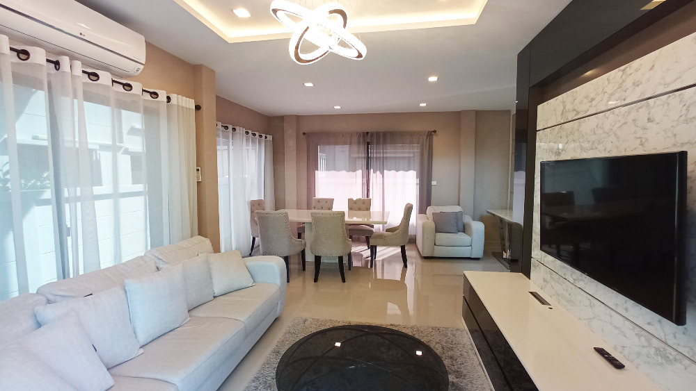 For SaleHouseLadkrabang, Suwannaphum Airport : Very beautiful house!! Life Bangkok Boulevard, Wongwaen-Rama 9, For sale with tenant