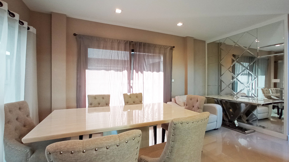 For SaleHouseLadkrabang, Suwannaphum Airport : Very beautiful house!! Life Bangkok Boulevard, Wongwaen-Rama 9, For sale with tenant