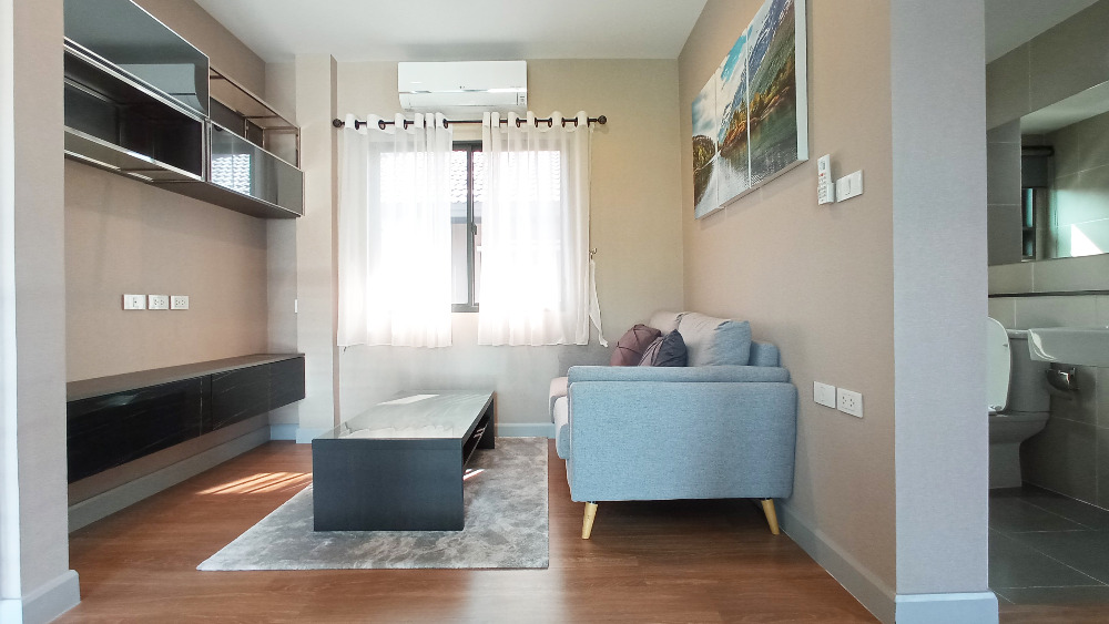 For SaleHouseLadkrabang, Suwannaphum Airport : Very beautiful house!! Life Bangkok Boulevard, Wongwaen-Rama 9, For sale with tenant