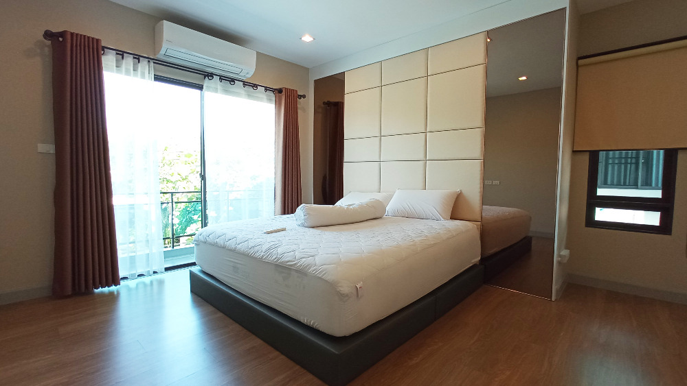 For SaleHouseLadkrabang, Suwannaphum Airport : Very beautiful house!! Life Bangkok Boulevard, Wongwaen-Rama 9, For sale with tenant