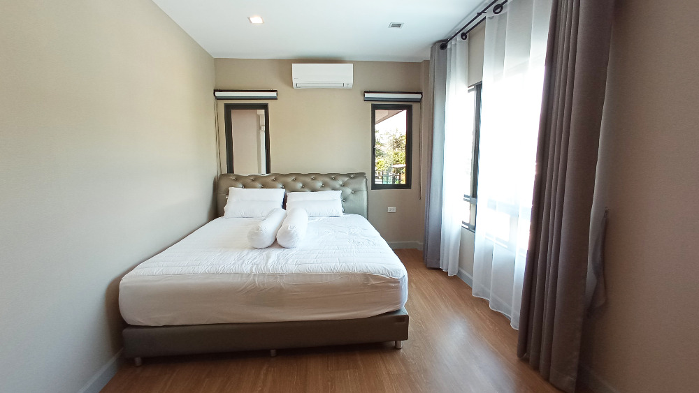 For SaleHouseLadkrabang, Suwannaphum Airport : Very beautiful house!! Life Bangkok Boulevard, Wongwaen-Rama 9, For sale with tenant