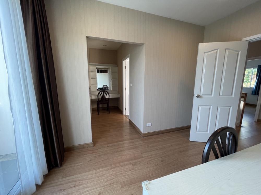 ให้เช่าบ้านพัฒนาการ ศรีนครินทร์ : ให้เช่าบ้านเดี่ยว ภัสสร เพรจทิส ลุกซ์ พัฒนาการ 38 มี 5 ห้องนอน