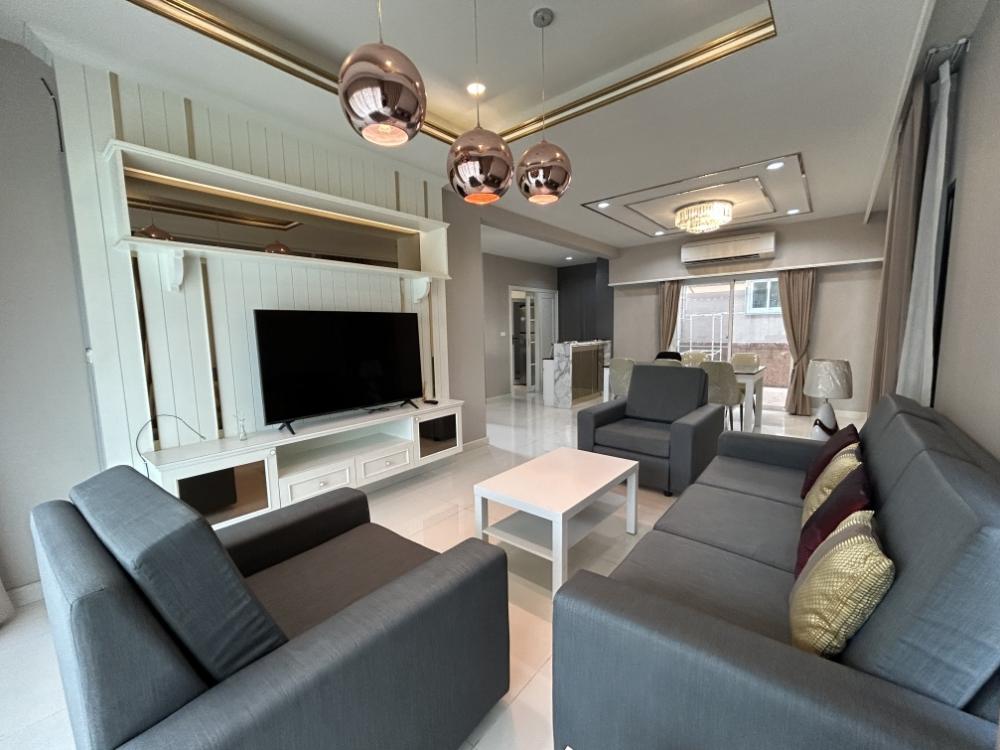 ให้เช่าบ้านพัฒนาการ ศรีนครินทร์ : ให้เช่าบ้านเดี่ยว ภัสสร เพรจทิส ลุกซ์ พัฒนาการ 38 มี 5 ห้องนอน