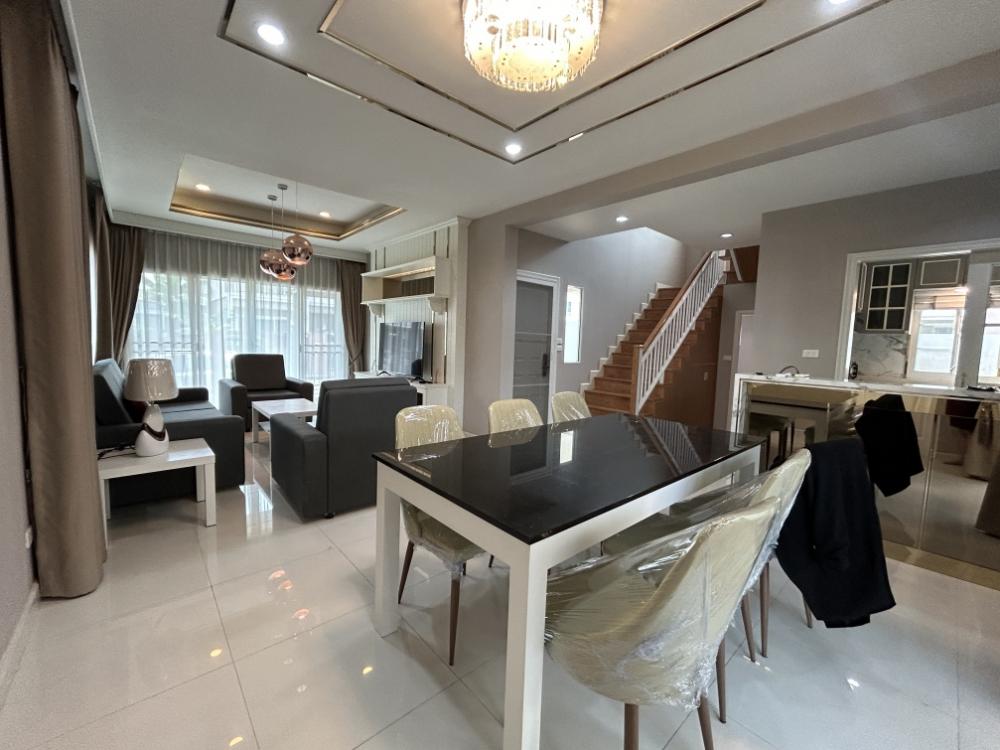 ให้เช่าบ้านพัฒนาการ ศรีนครินทร์ : ให้เช่าบ้านเดี่ยว ภัสสร เพรจทิส ลุกซ์ พัฒนาการ 38 มี 5 ห้องนอน