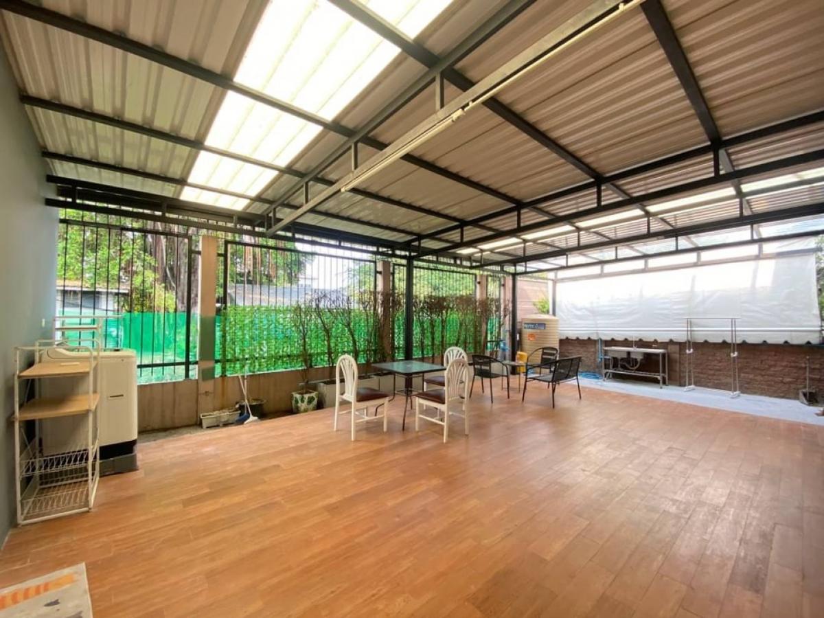 ให้เช่าบ้านพัฒนาการ ศรีนครินทร์ : ให้เช่าบ้านเดี่ยว ภัสสร เพรจทิส ลุกซ์ พัฒนาการ 38 มี 5 ห้องนอน