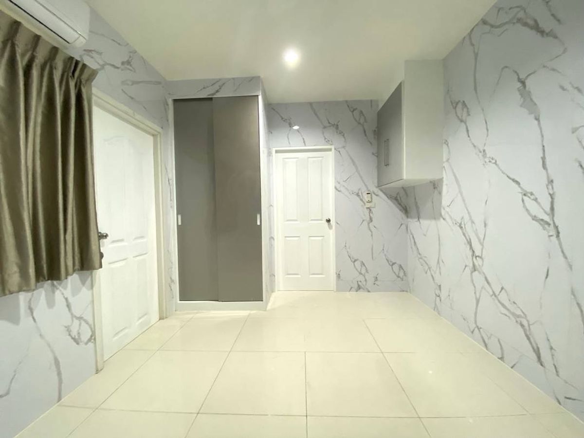 ให้เช่าบ้านพัฒนาการ ศรีนครินทร์ : ให้เช่าบ้านเดี่ยว ภัสสร เพรจทิส ลุกซ์ พัฒนาการ 38 มี 5 ห้องนอน