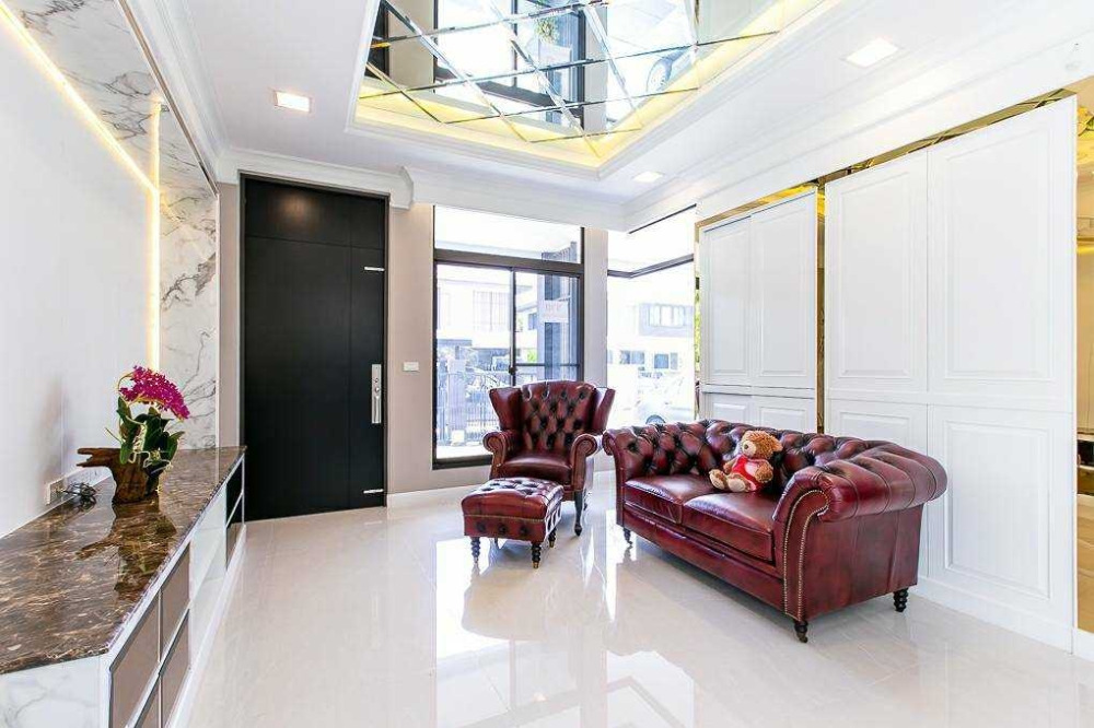 For SaleHouseBangna, Bearing, Lasalle : Nice decoration!! Single house behind Mega Bangna, Manthana, Bangna Km. 7, corner plot, never been in.