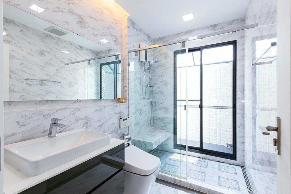 For SaleHouseBangna, Bearing, Lasalle : Nice decoration!! Single house behind Mega Bangna, Manthana, Bangna Km. 7, corner plot, never been in.