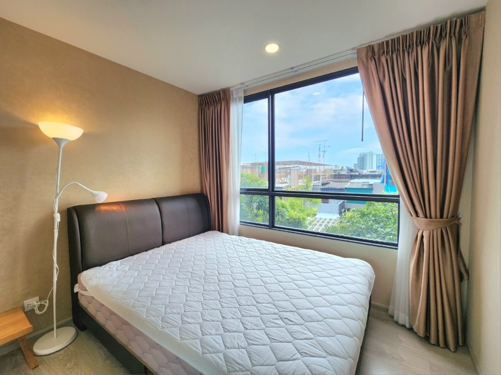 ให้เช่าคอนโดปิ่นเกล้า จรัญสนิทวงศ์ : สถานะตามภาพปกเลยครับผม **ห้องว่างครับผม แบบ1นอนที่กว้างที่สุด**ให้เช่าThe tree จรัญ30 **อาคาร B ห้องหายาก** ส่วนกลางหรู !!มีเครื่องซักผ้า SN494.3