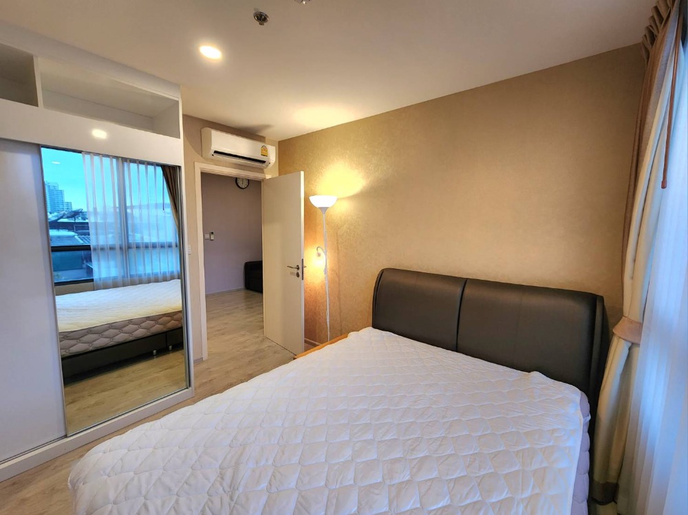 ให้เช่าคอนโดปิ่นเกล้า จรัญสนิทวงศ์ : สถานะตามภาพปกเลยครับผม **ห้องว่างครับผม แบบ1นอนที่กว้างที่สุด**ให้เช่าThe tree จรัญ30 **อาคาร B ห้องหายาก** ส่วนกลางหรู !!มีเครื่องซักผ้า SN494.3