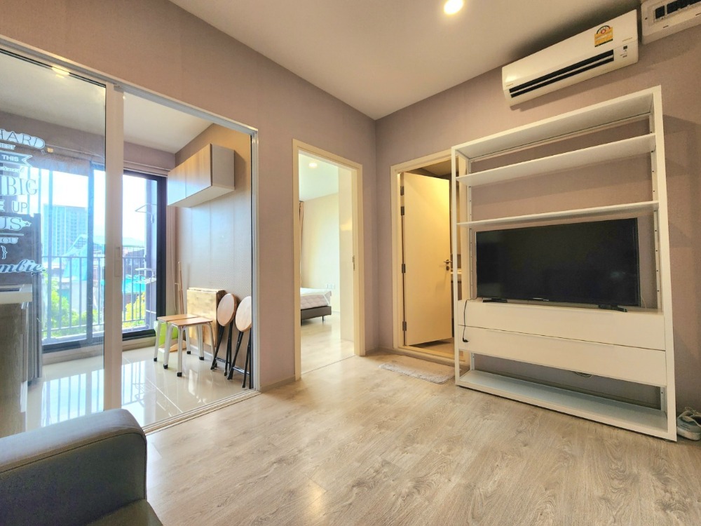 ให้เช่าคอนโดปิ่นเกล้า จรัญสนิทวงศ์ : สถานะตามภาพปกเลยครับผม **ห้องว่างครับผม แบบ1นอนที่กว้างที่สุด**ให้เช่าThe tree จรัญ30 **อาคาร B ห้องหายาก** ส่วนกลางหรู !!มีเครื่องซักผ้า SN494.3