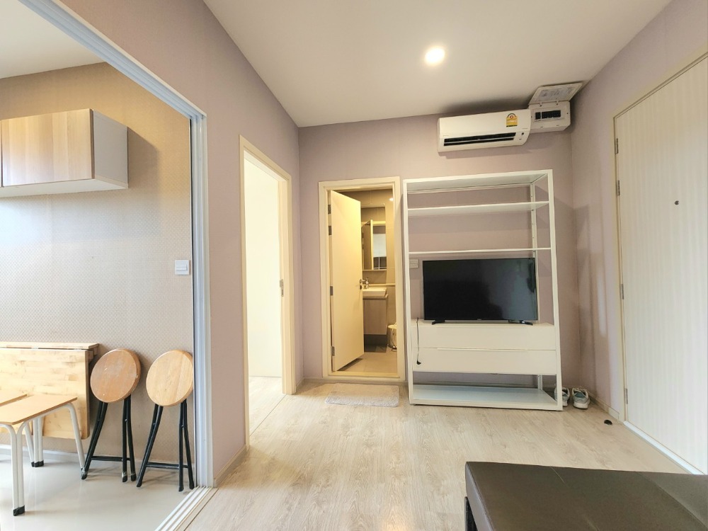 ให้เช่าคอนโดปิ่นเกล้า จรัญสนิทวงศ์ : สถานะตามภาพปกเลยครับผม **ห้องว่างครับผม แบบ1นอนที่กว้างที่สุด**ให้เช่าThe tree จรัญ30 **อาคาร B ห้องหายาก** ส่วนกลางหรู !!มีเครื่องซักผ้า SN494.3