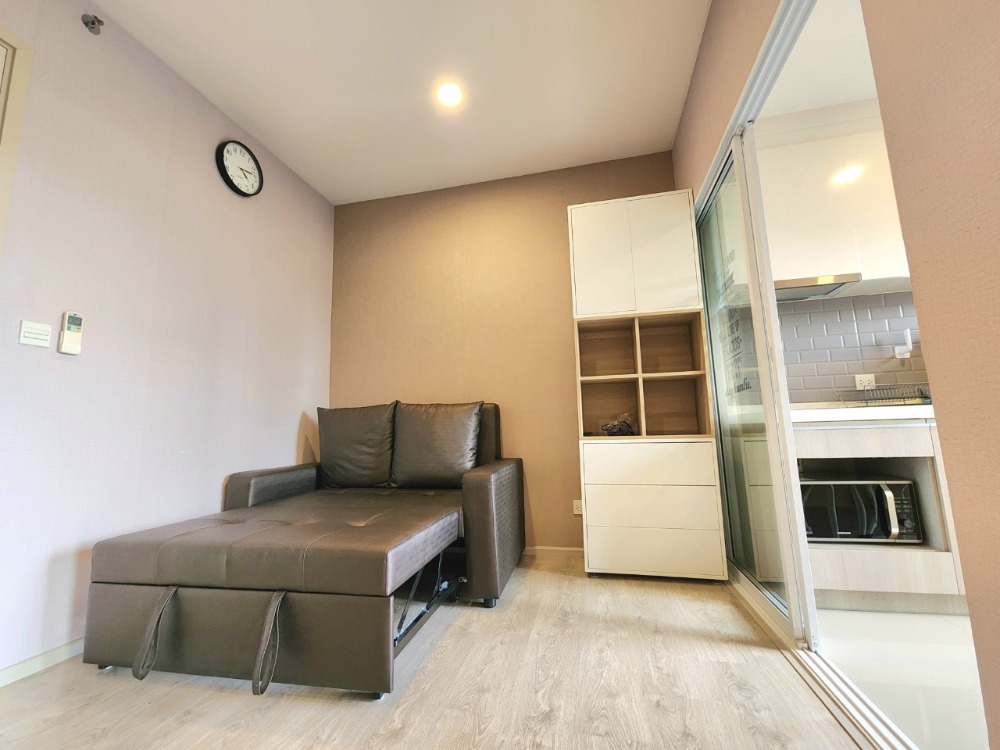 ให้เช่าคอนโดปิ่นเกล้า จรัญสนิทวงศ์ : สถานะตามภาพปกเลยครับผม **ห้องว่างครับผม แบบ1นอนที่กว้างที่สุด**ให้เช่าThe tree จรัญ30 **อาคาร B ห้องหายาก** ส่วนกลางหรู !!มีเครื่องซักผ้า SN494.3