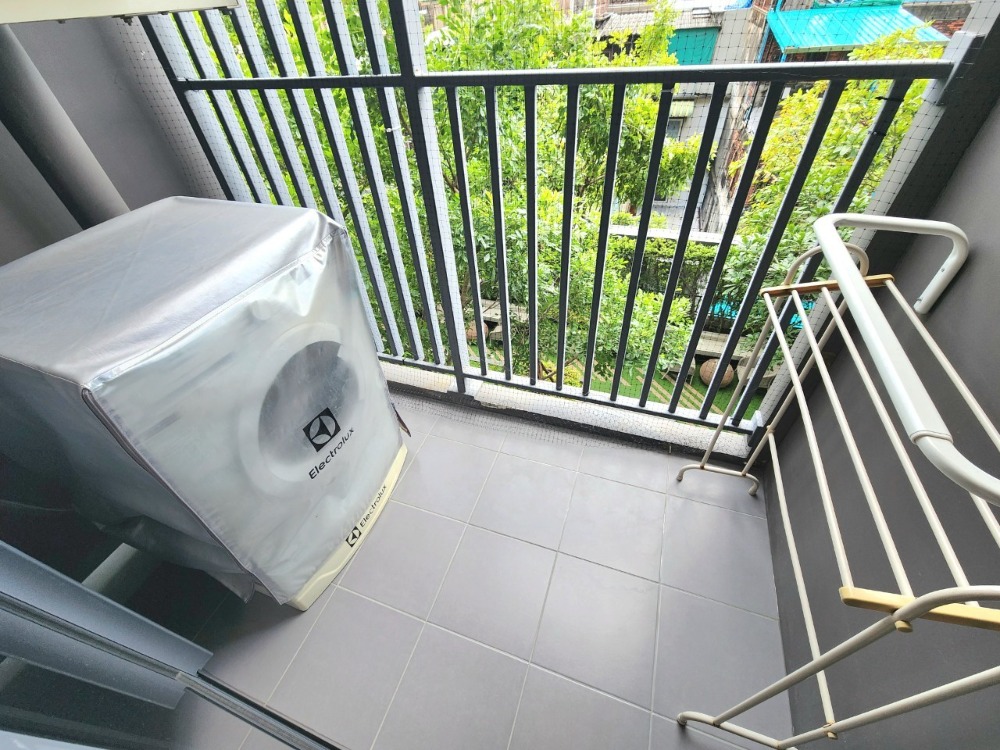 ให้เช่าคอนโดปิ่นเกล้า จรัญสนิทวงศ์ : สถานะตามภาพปกเลยครับผม **ห้องว่างครับผม แบบ1นอนที่กว้างที่สุด**ให้เช่าThe tree จรัญ30 **อาคาร B ห้องหายาก** ส่วนกลางหรู !!มีเครื่องซักผ้า SN494.3