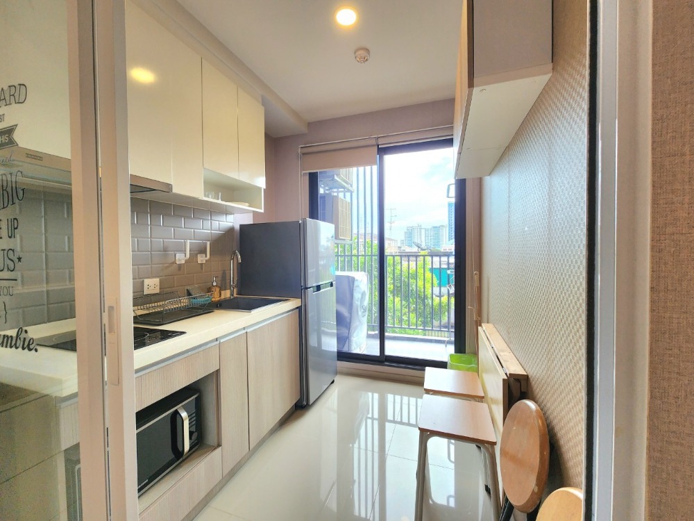 ให้เช่าคอนโดปิ่นเกล้า จรัญสนิทวงศ์ : สถานะตามภาพปกเลยครับผม **ห้องว่างครับผม แบบ1นอนที่กว้างที่สุด**ให้เช่าThe tree จรัญ30 **อาคาร B ห้องหายาก** ส่วนกลางหรู !!มีเครื่องซักผ้า SN494.3