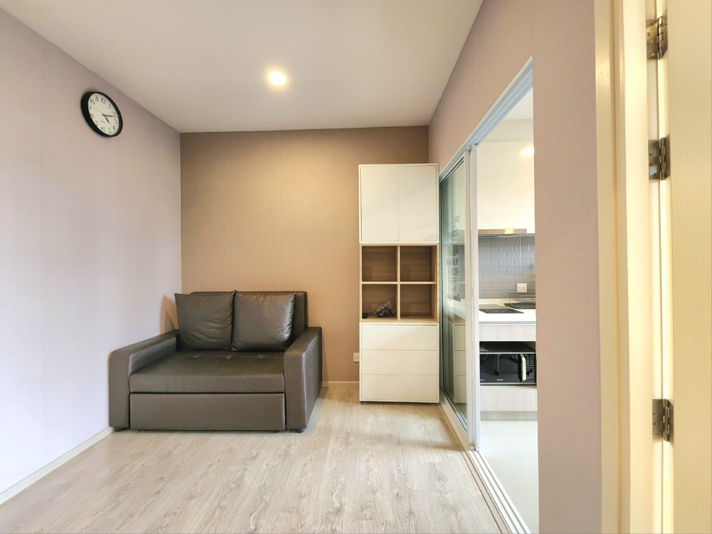 ให้เช่าคอนโดปิ่นเกล้า จรัญสนิทวงศ์ : สถานะตามภาพปกเลยครับผม **ห้องว่างครับผม แบบ1นอนที่กว้างที่สุด**ให้เช่าThe tree จรัญ30 **อาคาร B ห้องหายาก** ส่วนกลางหรู !!มีเครื่องซักผ้า SN494.3