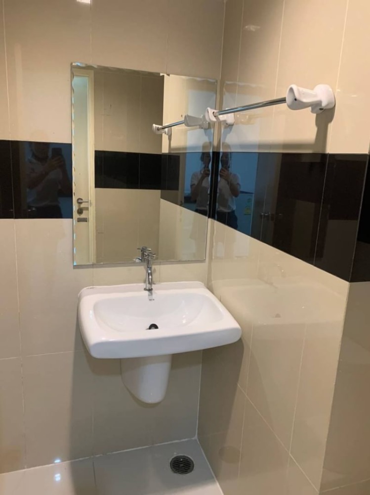 ให้เช่าคอนโดลาดกระบัง สุวรรณภูมิ : เช่าห้องหรูราคาประหยัด‼️ คอนโด ไอริสแอเวนิว อ่อนนุช-ลาดกระบัง สุวรรณภูมิ Iris Avenue Onnuch - Suvarnabhumi ห้องไม่แดด แต่งครบ ใกล้สนามบินสุวรรณภูมิ ใกล้ห้าง The Paseo และ Robinson