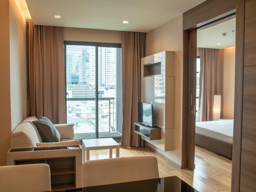 For RentCondoSathorn, Narathiwat : For rent The Address sathorn 1 bed special price nice room 🌟