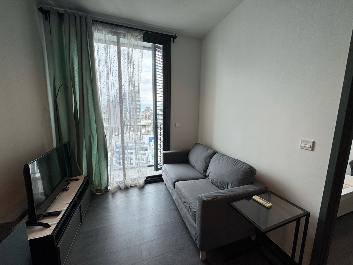 ให้เช่าคอนโดสุขุมวิท อโศก ทองหล่อ : 🔥Rent 1BR🔥30sqm🔥22,000/month🔥Floor23🔥@Edge23🔥