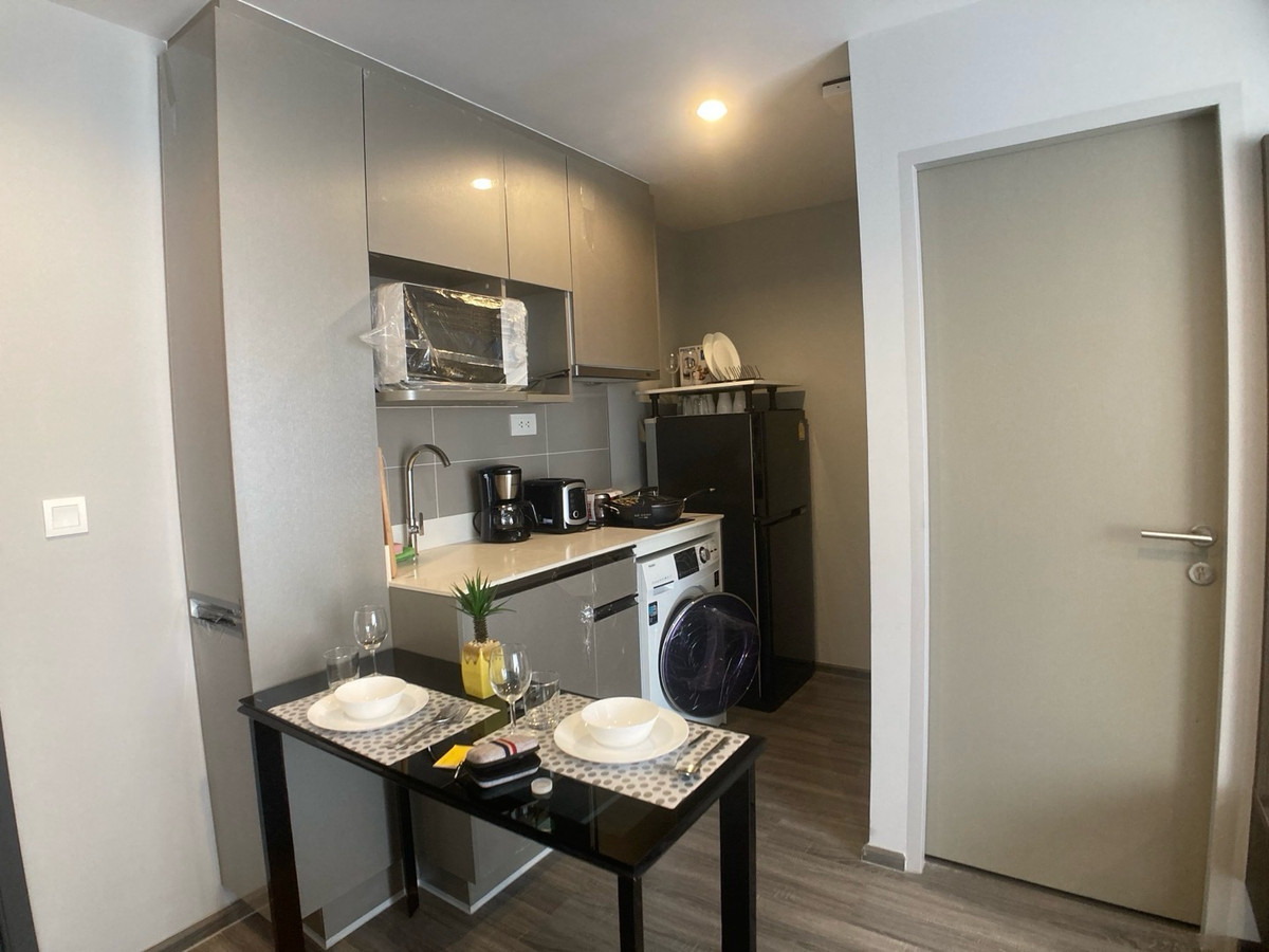 ให้เช่าคอนโดสุขุมวิท อโศก ทองหล่อ : CONDO FOR RENT!!! IDEO MOBI Sukhumvit 40 1Bedroom 35Sq.m