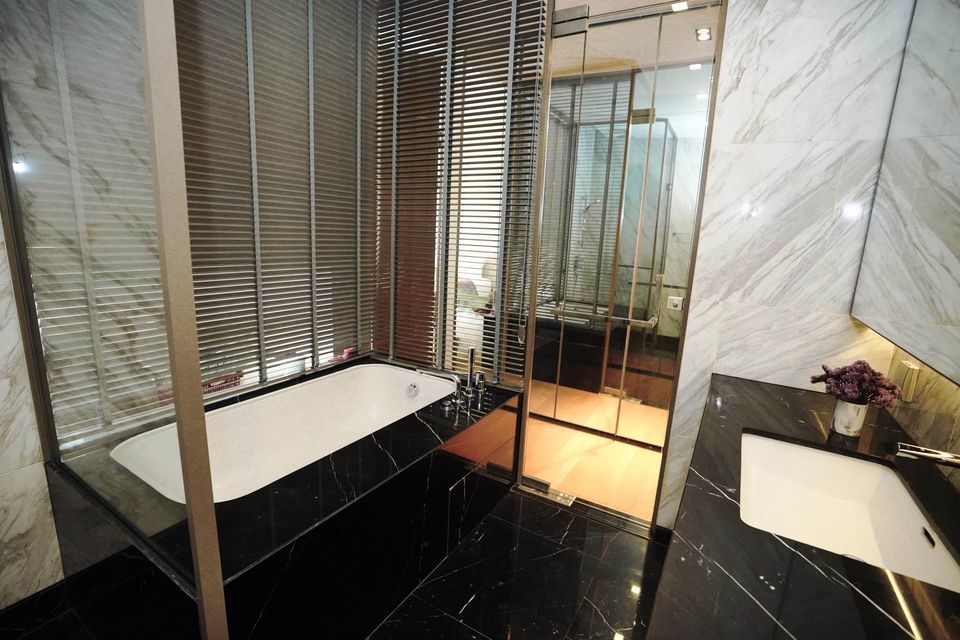 ให้เช่าคอนโดสีลม ศาลาแดง บางรัก : [ FOR RENT ] 1 BEDROOM Saladaeng One