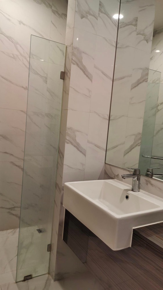 ให้เช่าคอนโดสุขุมวิท อโศก ทองหล่อ : โนเบิล บี19 Noble BE19 คอนโดให้เช่า สุขุมวิท19 ใกล้ BTS อโศก MRT สุขุมวิท