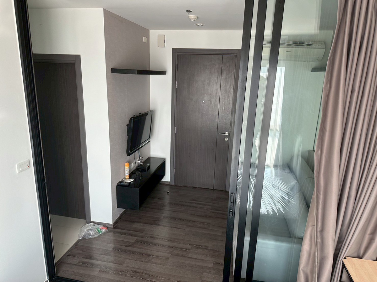 For RentCondoOnnut, Udomsuk : Hot Price for rent The Base Park West, cheapest price, beautiful room 🔥