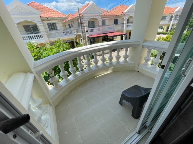 ให้เช่าบ้านสมุทรปราการ สำโรง : บ้านแฝด #นิรันดร์วิลล์12 หลังใหญ่พร้อมอยู่