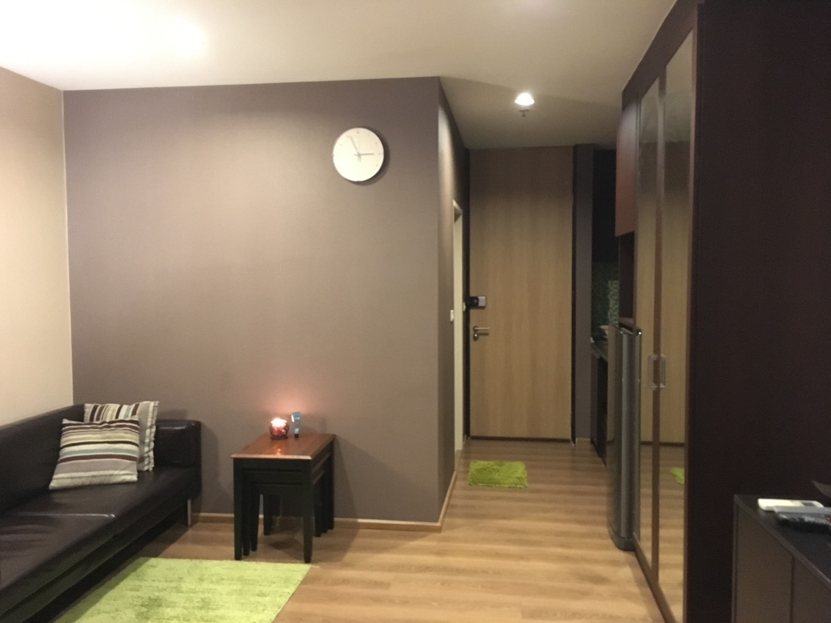 ขายคอนโดลาดพร้าว เซ็นทรัลลาดพร้าว : The Issara Ladprao / Studio (FOR SALE), ดิ อิสสระ ลาดพร้าว / ห้องสตูดิโอ (ขาย) PINP092