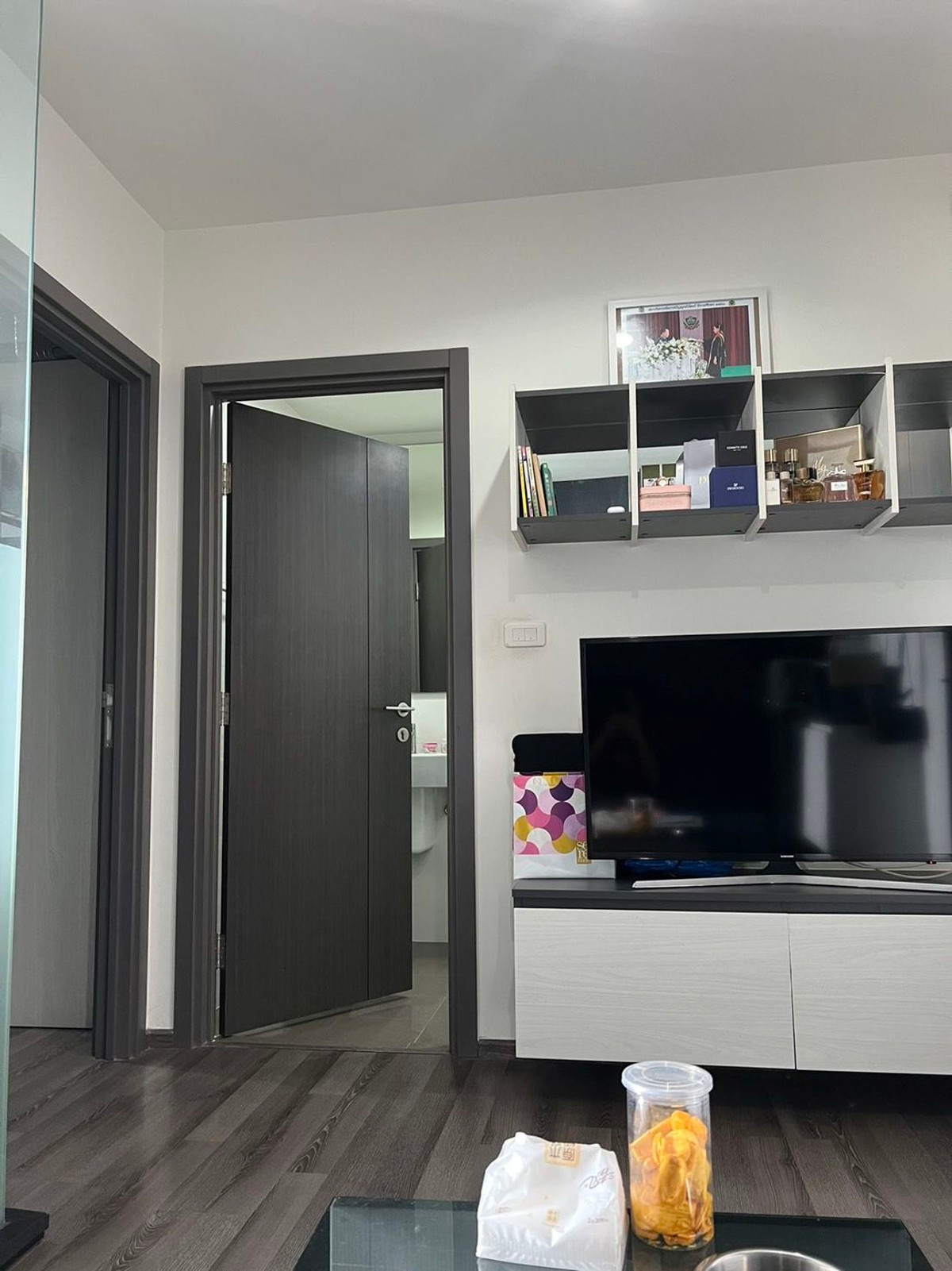 For RentCondoOnnut, Udomsuk : Hot Price for rent The Base Park West, cheapest price, beautiful room 🔥