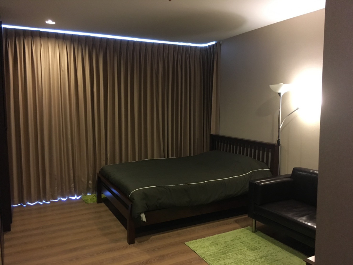 ขายคอนโดลาดพร้าว เซ็นทรัลลาดพร้าว : The Issara Ladprao / Studio (FOR SALE), ดิ อิสสระ ลาดพร้าว / ห้องสตูดิโอ (ขาย) PINP092