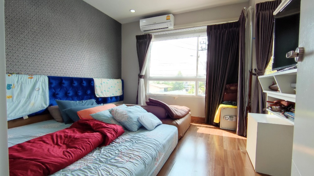 For SaleTownhomeRama5, Ratchapruek, Bangkruai : Townhome for sale, 2 floors, Villette Light, Rattanathibet, 135 sq m. 22 sq wa, new condition, air conditioner, next to the main road, near MRT Bang Phlu