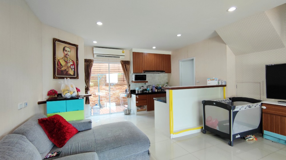 For SaleTownhomeRama5, Ratchapruek, Bangkruai : Townhome for sale, 2 floors, Villette Light, Rattanathibet, 135 sq m. 22 sq wa, new condition, air conditioner, next to the main road, near MRT Bang Phlu