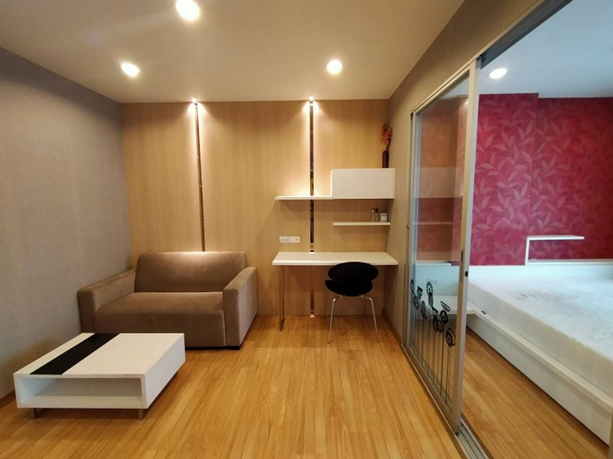 ขายคอนโดปิ่นเกล้า จรัญสนิทวงศ์ :  💖💖ขายห้องสวย The Trust Residence Pinklao (1 Br 29.1  ตร.ม/1.75 ล้าน) ชั้น 29  ครบ ใกล้ห้าง,ถนนใหญ่/สนใจสอบถามได้นะคะ Line ID = atfirm2010💖💖