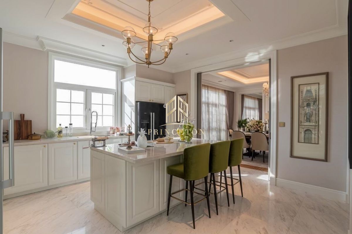 ขายบ้านเลียบทางด่วนรามอินทรา : Crystal Solana คริสตัล โซลานา 📞092-4252445