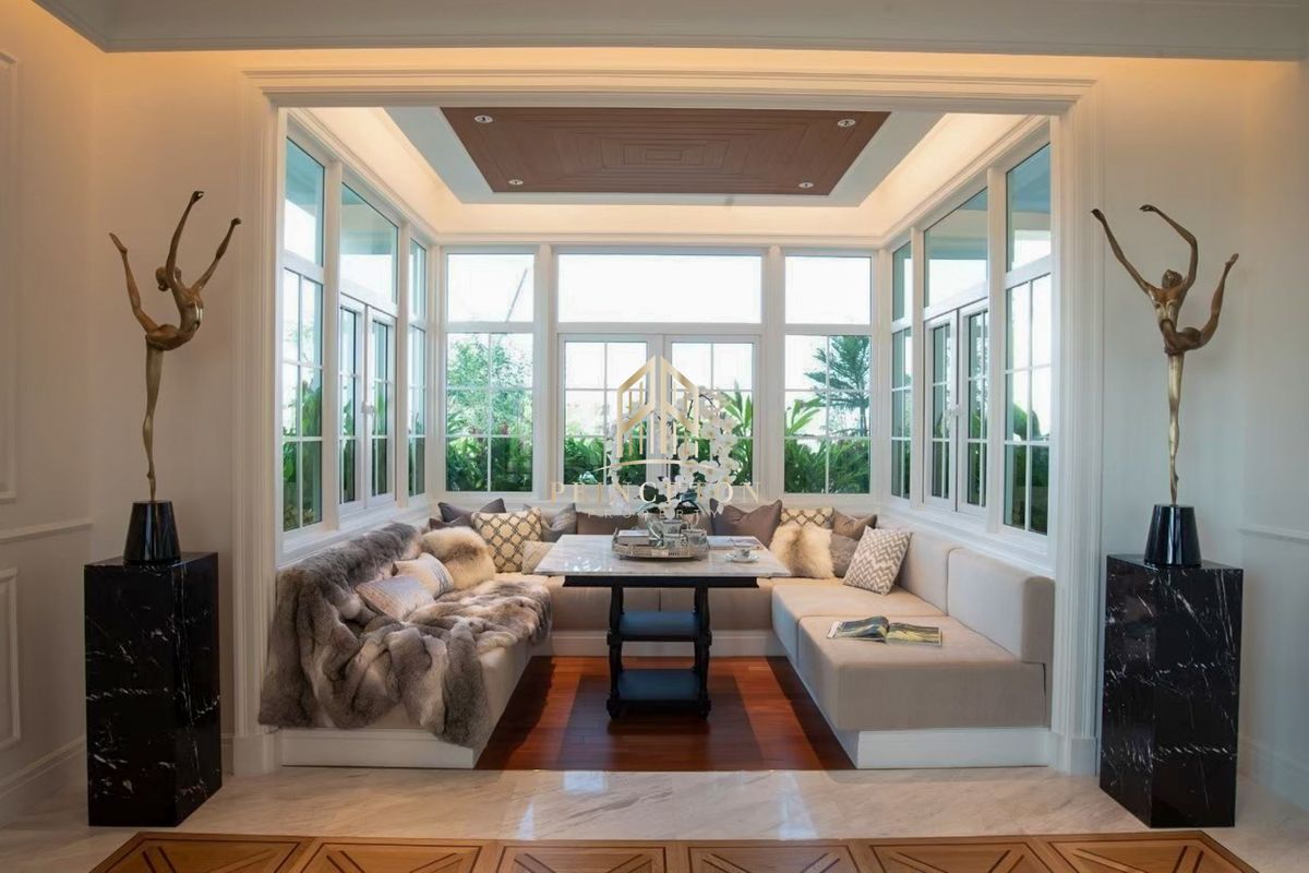 ขายบ้านเลียบทางด่วนรามอินทรา : Crystal Solana คริสตัล โซลานา 📞092-4252445